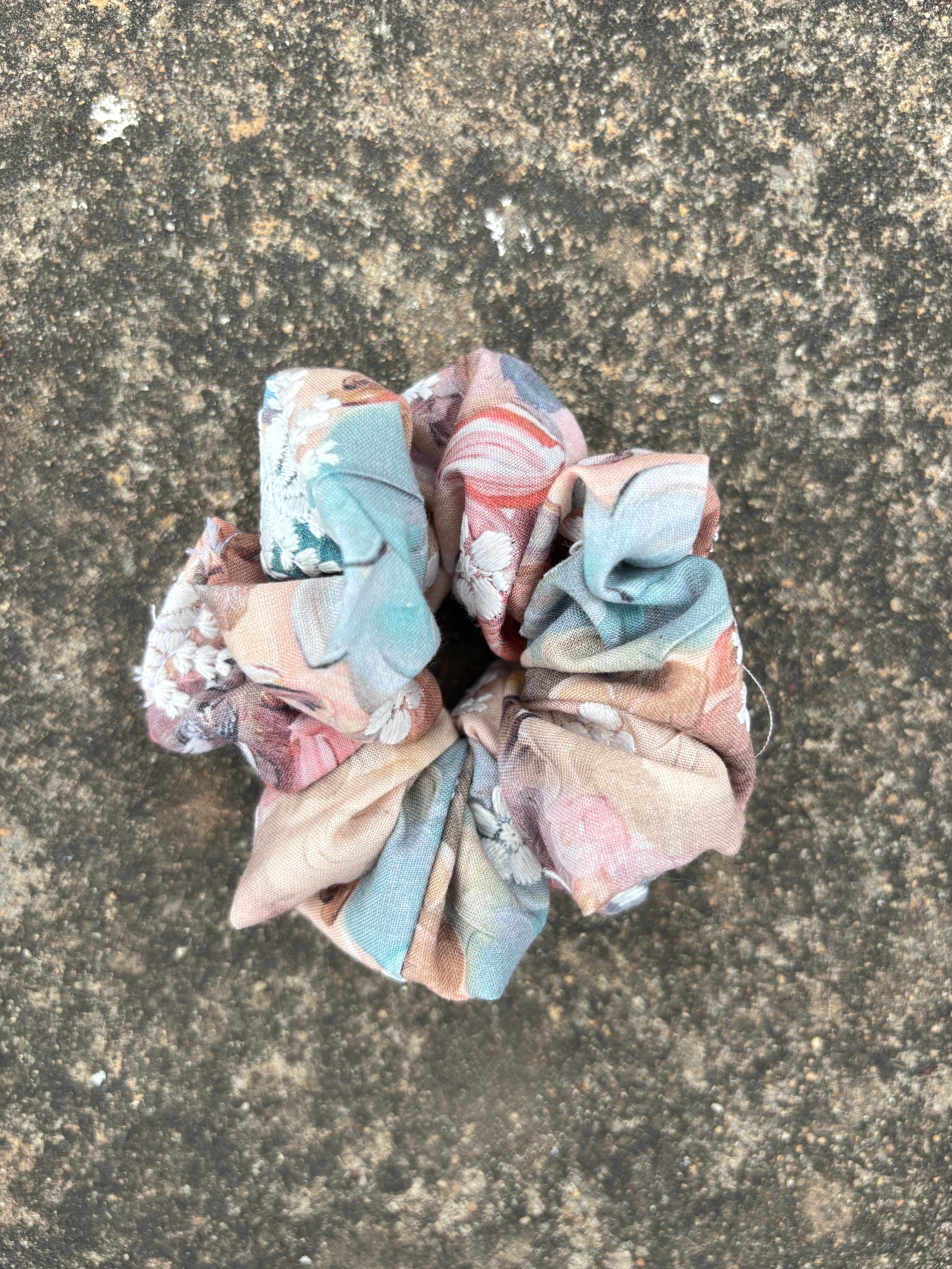 Multicolour Chikankari Scrunchie
