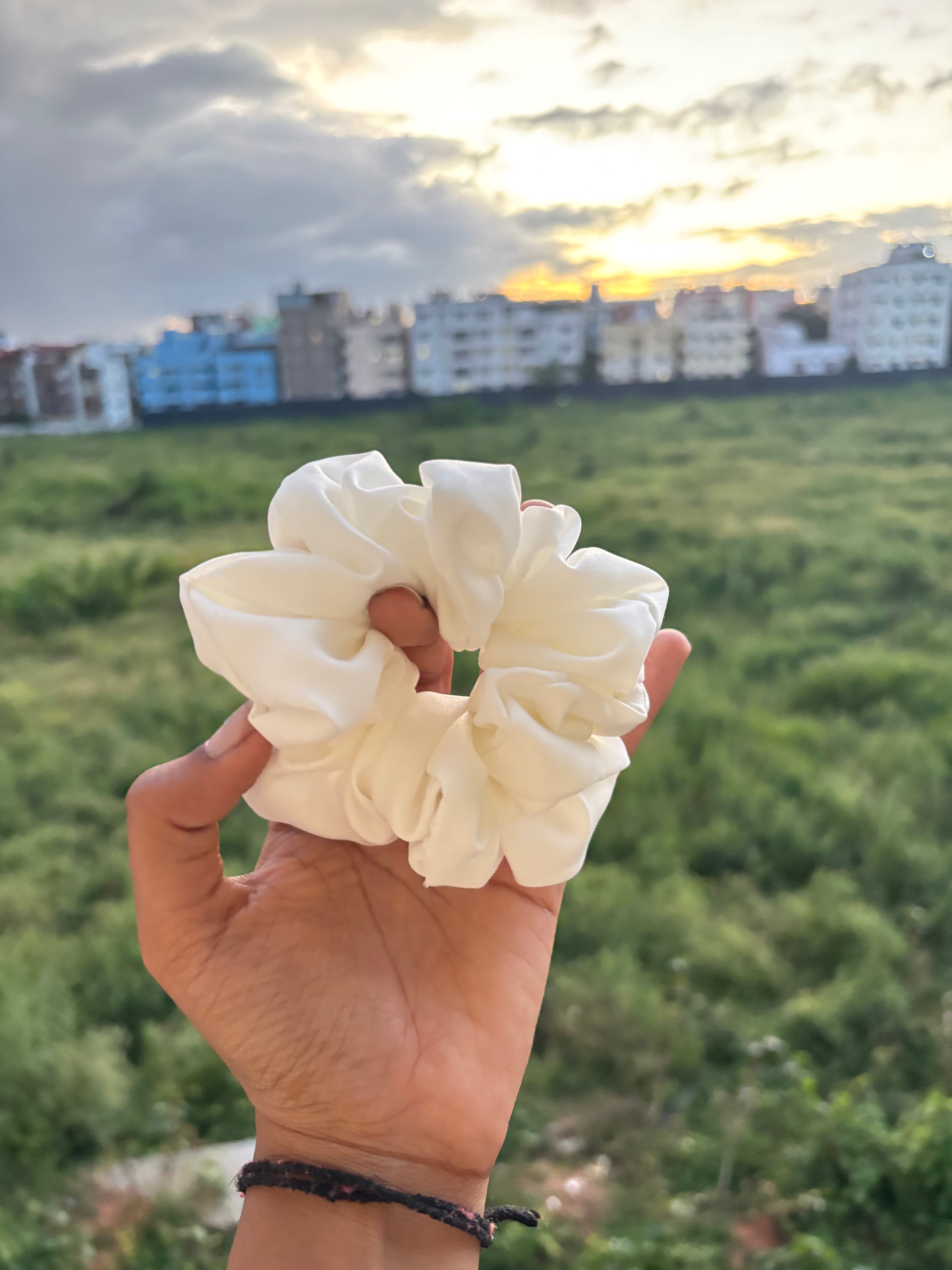 Pearl Glow Scrunchie