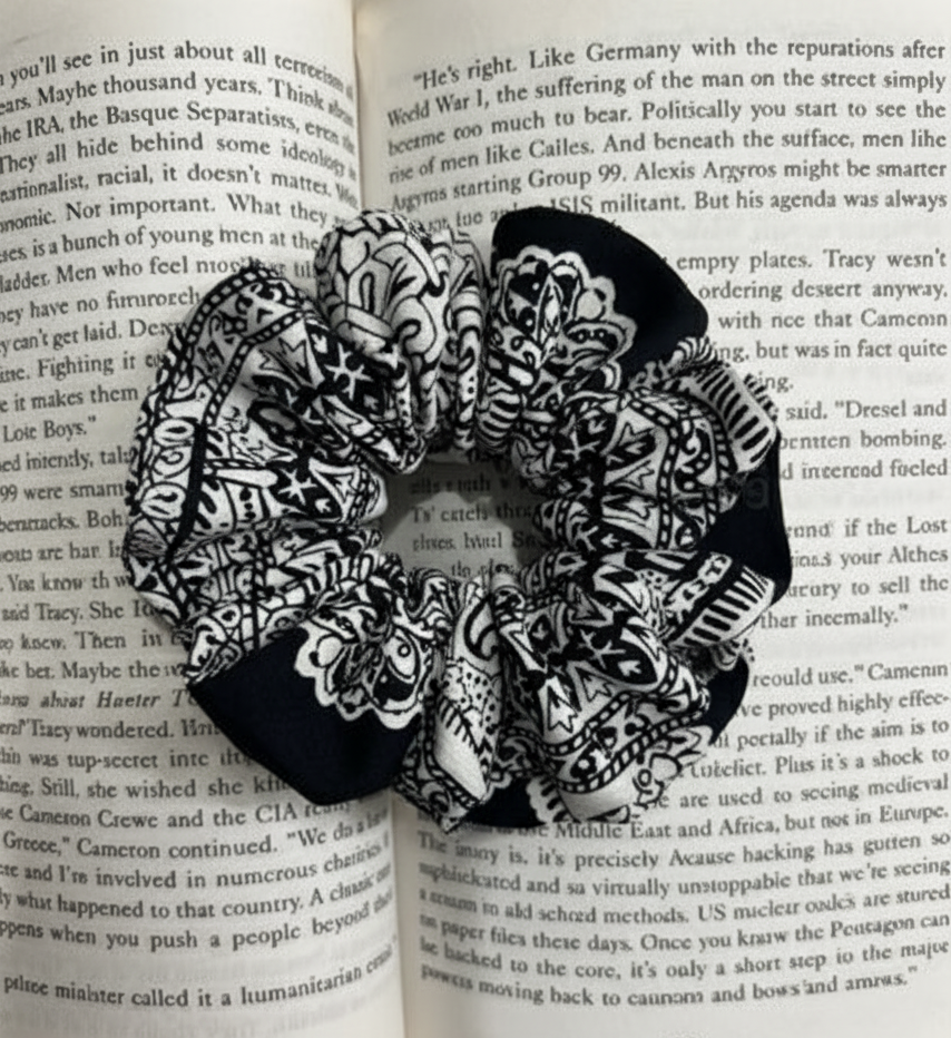 Midnight Mandala Scrunchie 🖤✨