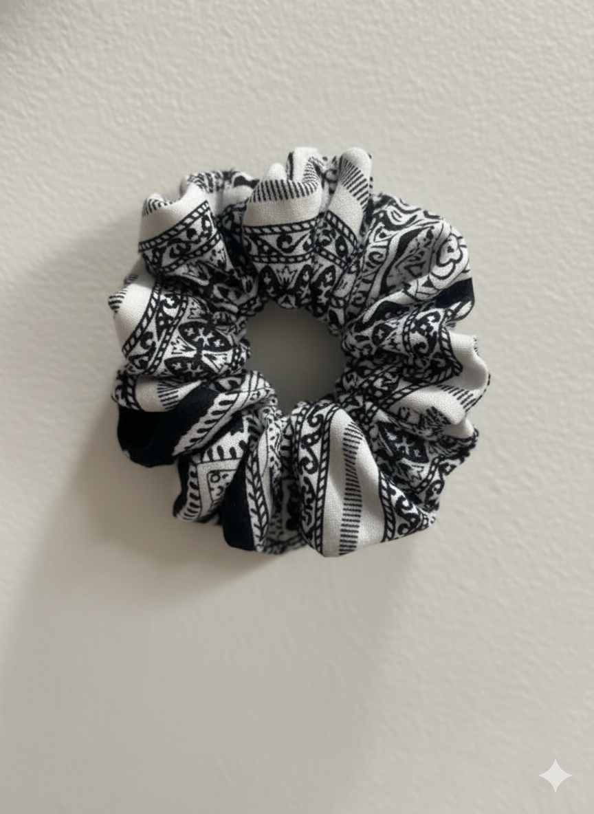 Midnight Mandala Scrunchie 🖤✨