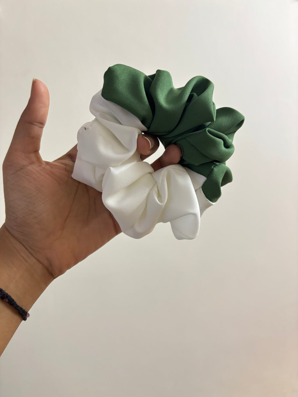 Emerald Pearl Scrunchie